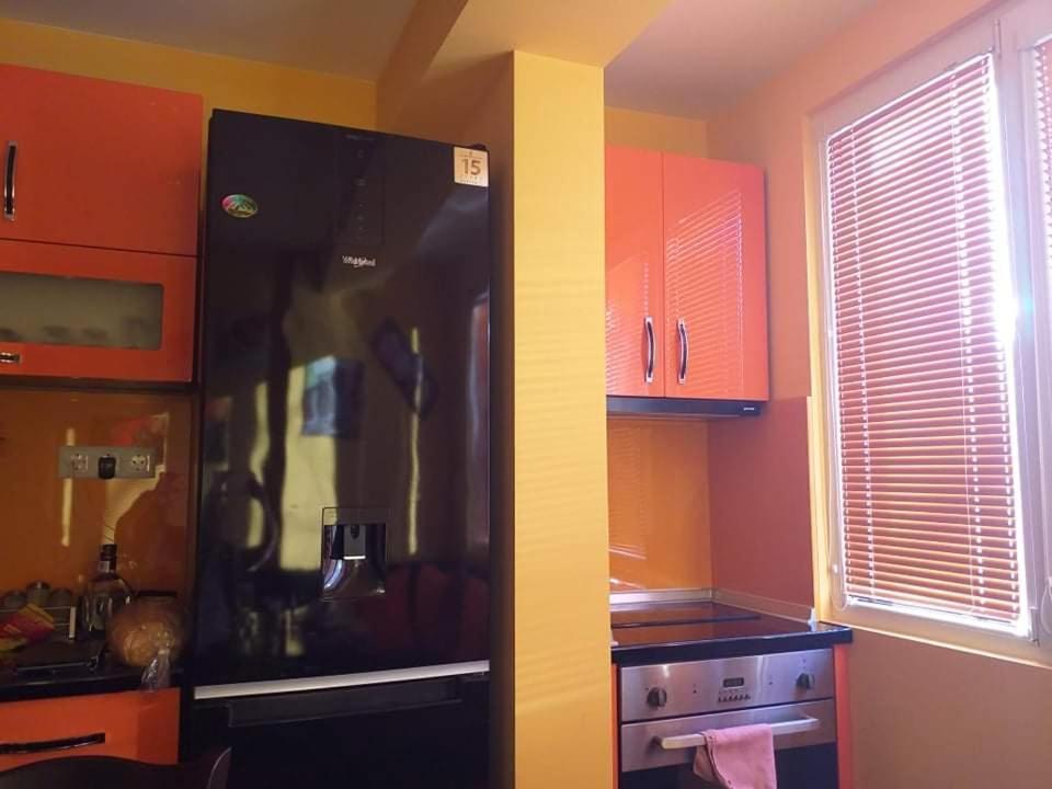 Apartament Kostov Sliven Apartment ภายนอก รูปภาพ